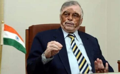 കേരള ചരിതം ഒന്നാം ഖണ്ഡം: സദാശിവ അവതാരവും ബാറിലെ മാണിക്യവും