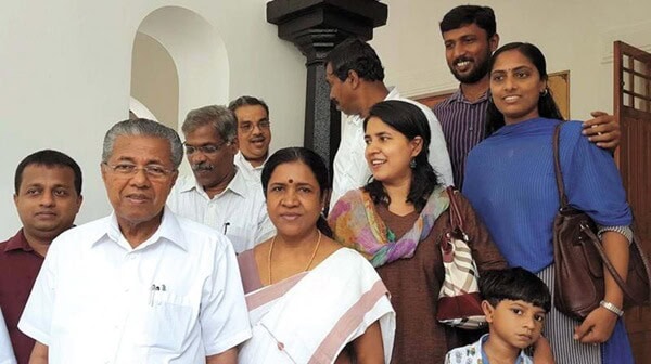 കേരളത്തിലെ കുടുംബ രാഷ്ട്രീയം: തലമുറകളായി സ്വാധീനം ചെലുത്തിയ കുടുംബങ്ങളുടെ കഥ 8